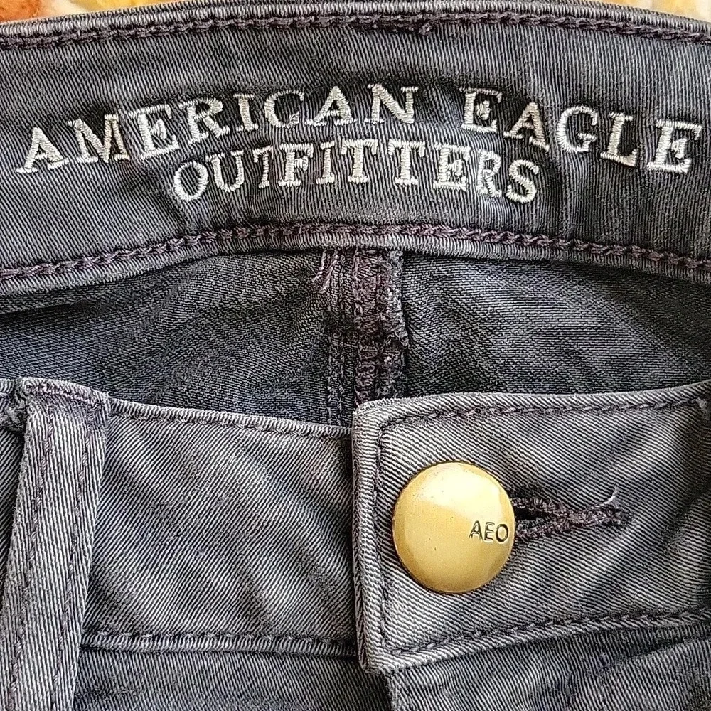 American Eagle Womens Gray Cropped Jeggings - Size 6